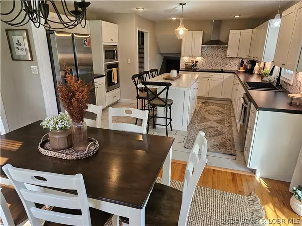 Cole Camp, MO 65325,904 Fowler ST S