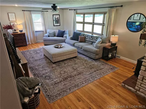 Cole Camp, MO 65325,904 Fowler ST S