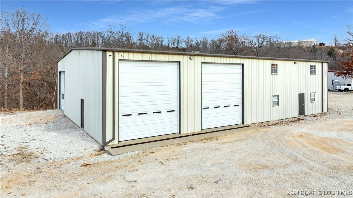 1124 Spring Valley RD, Osage Beach, MO 65065