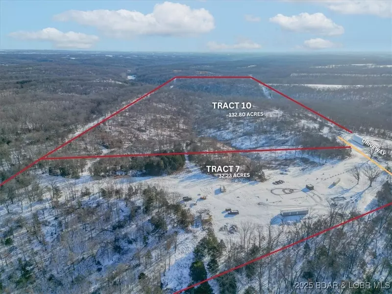 Tract 10 Old Tuscumbia RD, Eldon, MO 65026