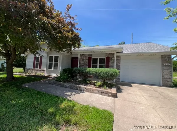 Osage Beach, MO 65065,895 AZALEA CT