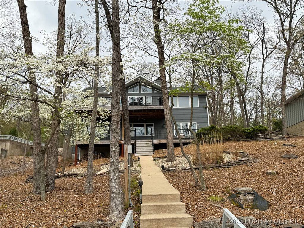 1247 Country Club DR, Four Seasons, MO 65049