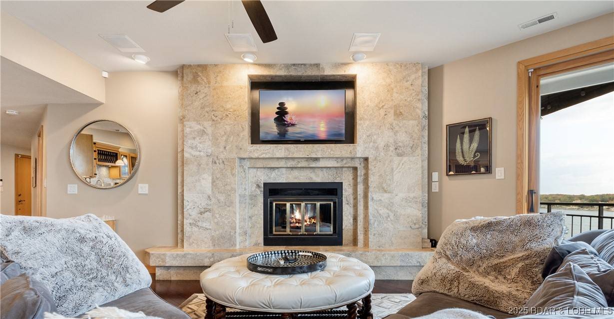 4465 Hamrock LN #502, Osage Beach, MO 65065