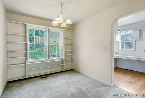 Lake Ozark, MO 65049,44 Arrowhead Beach RD