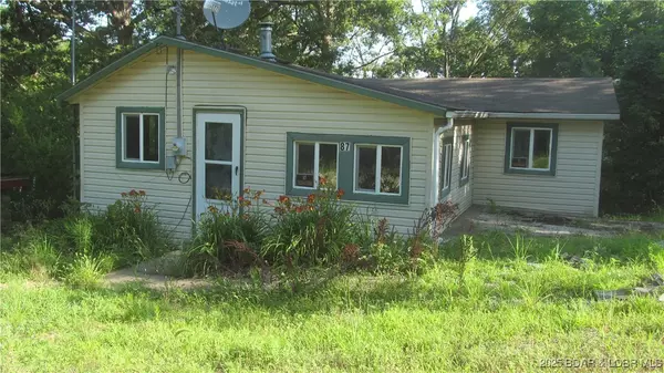 87 Central Ozarks RD, Edwards, MO 65326