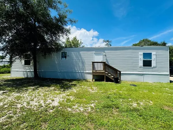 Carrabelle, FL 32322,1001 Ne 2nd St
