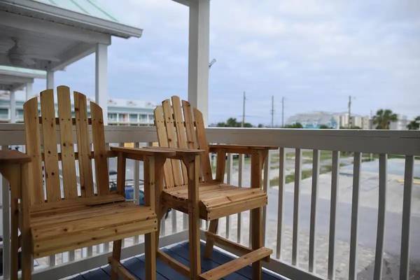 100 40th St, Mexico Beach, FL 32456