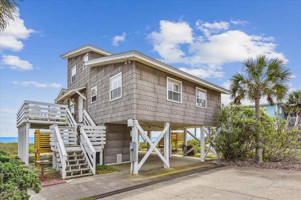 864 W Gorrie Dr, St. George Island, FL 32328