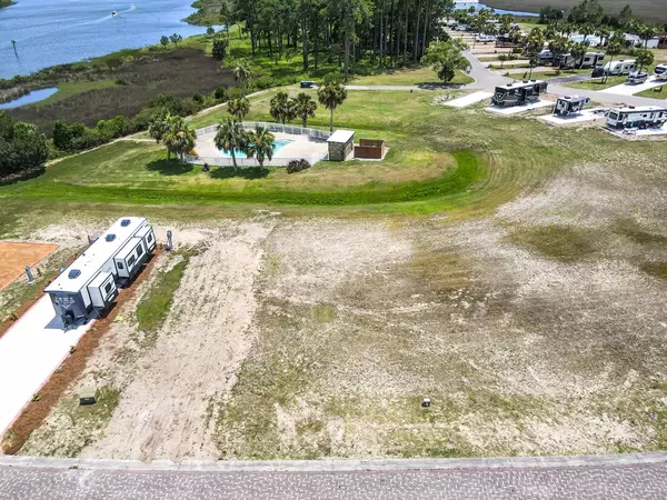 Carrabelle, FL 32322,295 Gar Wood Lndg