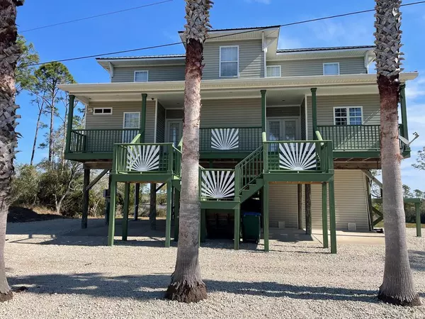 Carrabelle, FL 32322,588 River Rd