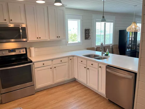 Cape San Blas, FL 32456,122 Antilles Dr