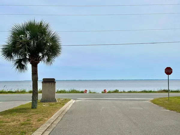 Eastpoint, FL 32328,306 Gramercy Plantation Blvd