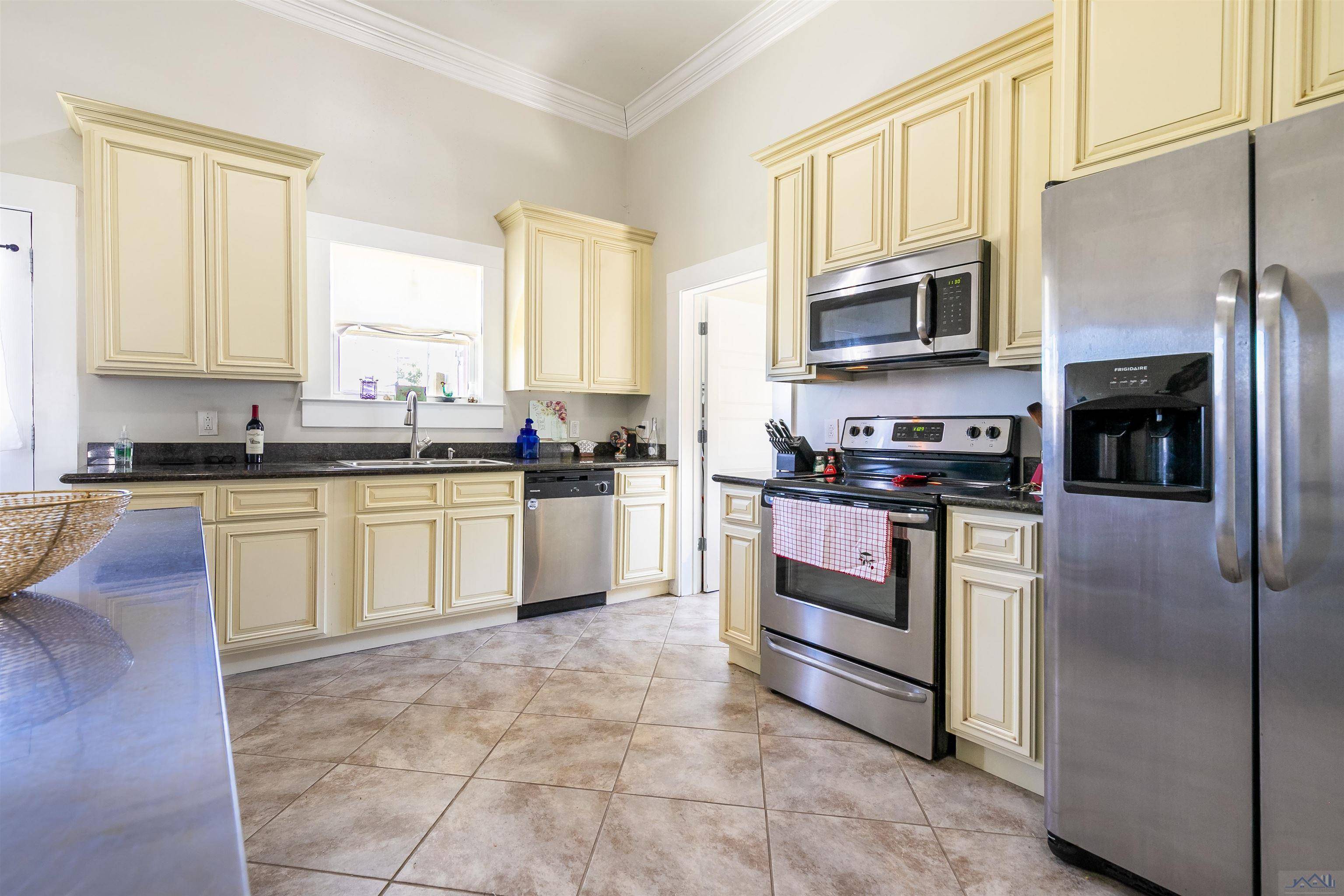 Houma, LA 70360,901 Lee Ave