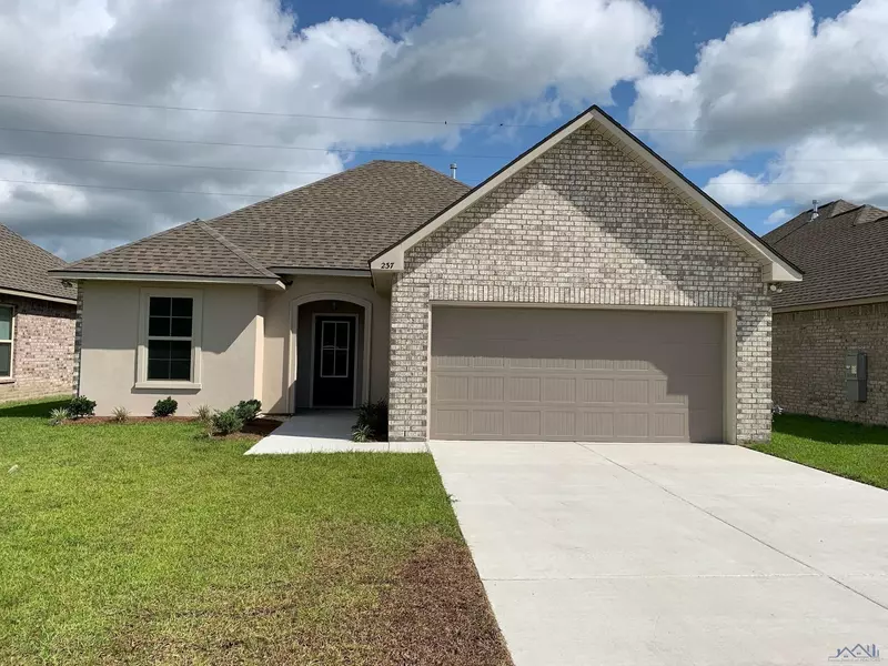 237 Adele Dr, Houma, LA 70364