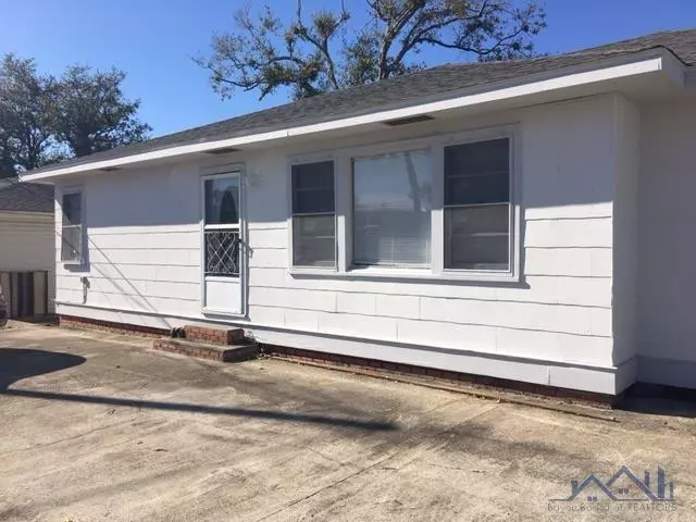 202 Duet Street, Houma, LA 70360