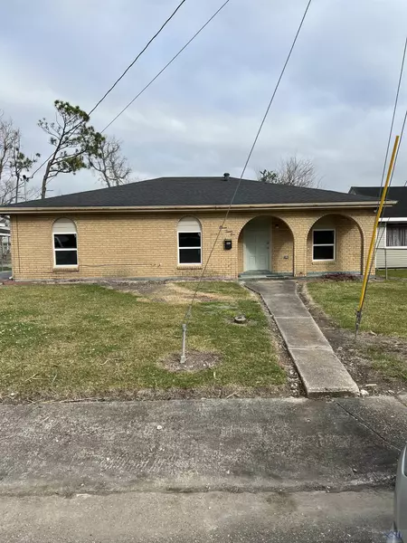 1121 Clay St, Houma, LA 70360