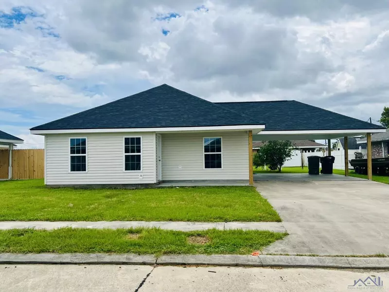 340 L Kirth Drive, Houma, LA 70363