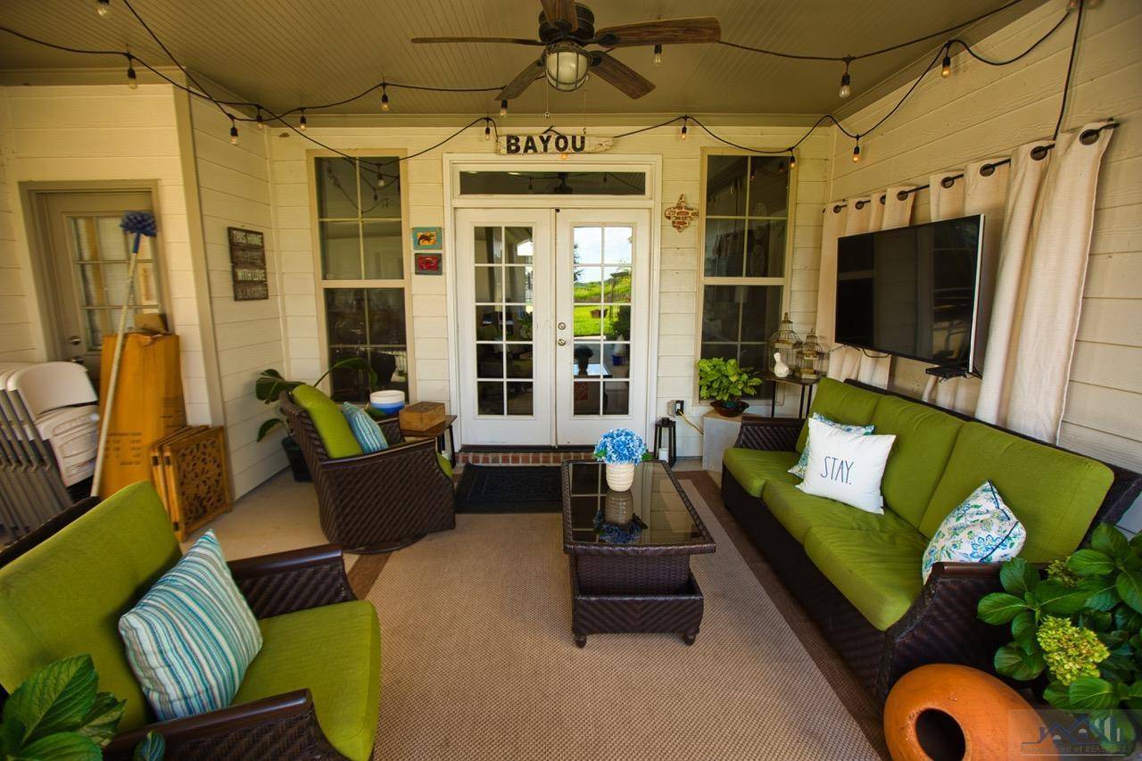 Thibodaux, LA 70301,164 Claiborne Avenue
