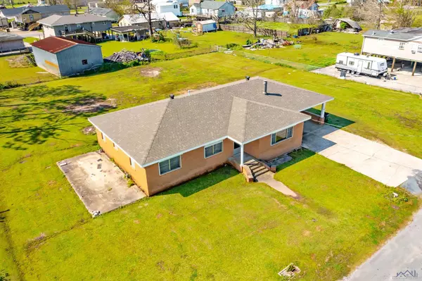 Chauvin, LA 70344,113 Prosperity St