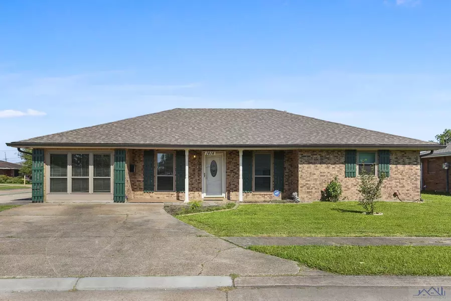 1414 Cottage Dr, Houma, LA 70360