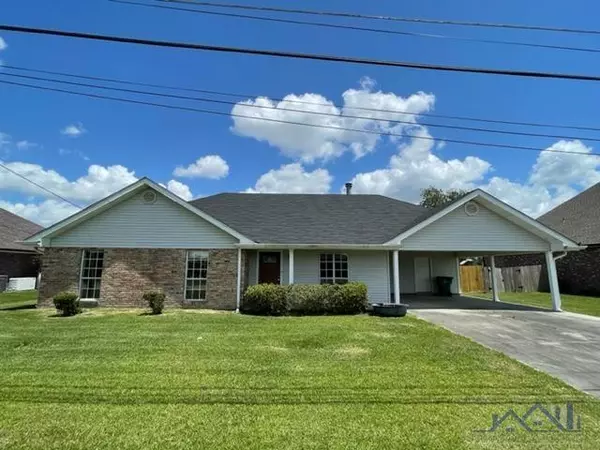 1421 Renee Dr, Thibodaux, LA 70301