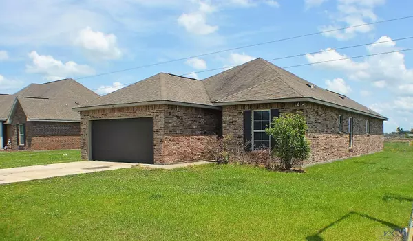 Thibodaux, LA 70301,102 Cottage Way