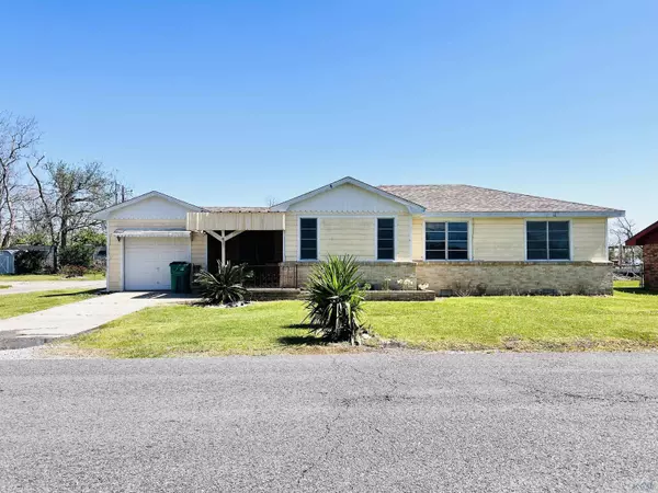 137 St Ann, Raceland, LA 70394