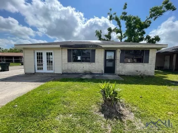 401 Ashlawn Street,  Houma,  LA 70363