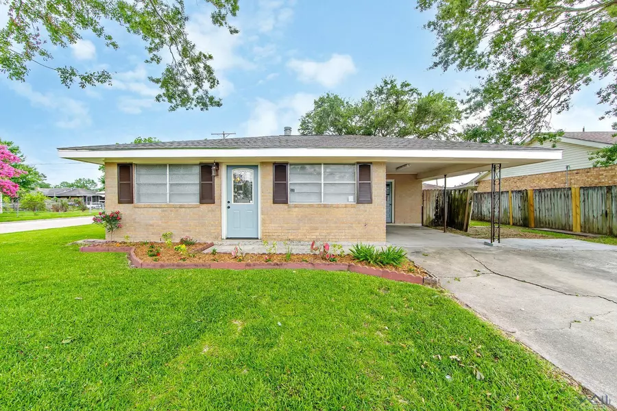 301 Fairmont Dr, Houma, LA 70360