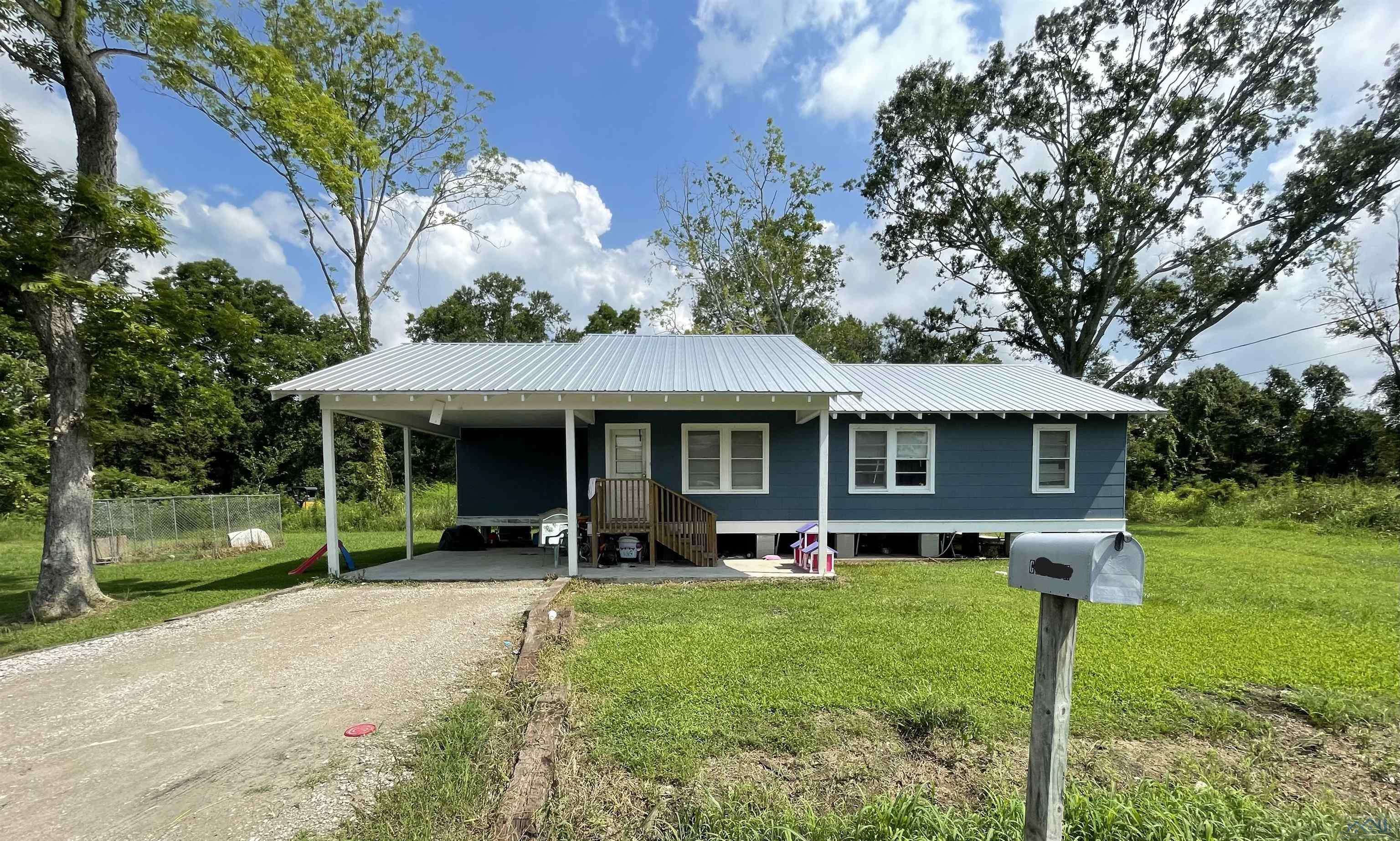 120 Louis Lane, Napoleonville, LA 70341