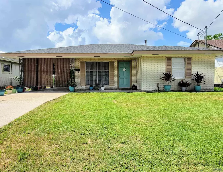 8182 Gum St, Houma, LA 70364