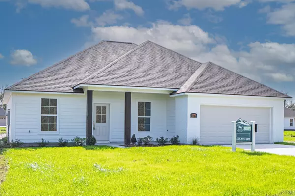 229 Turner St, Schriever, LA 70395