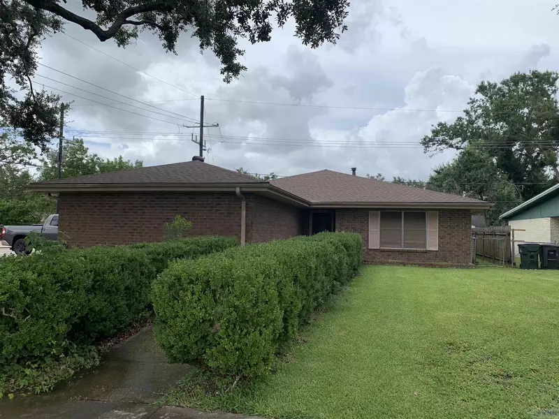 401 Douglas Dr, Houma, LA 70364