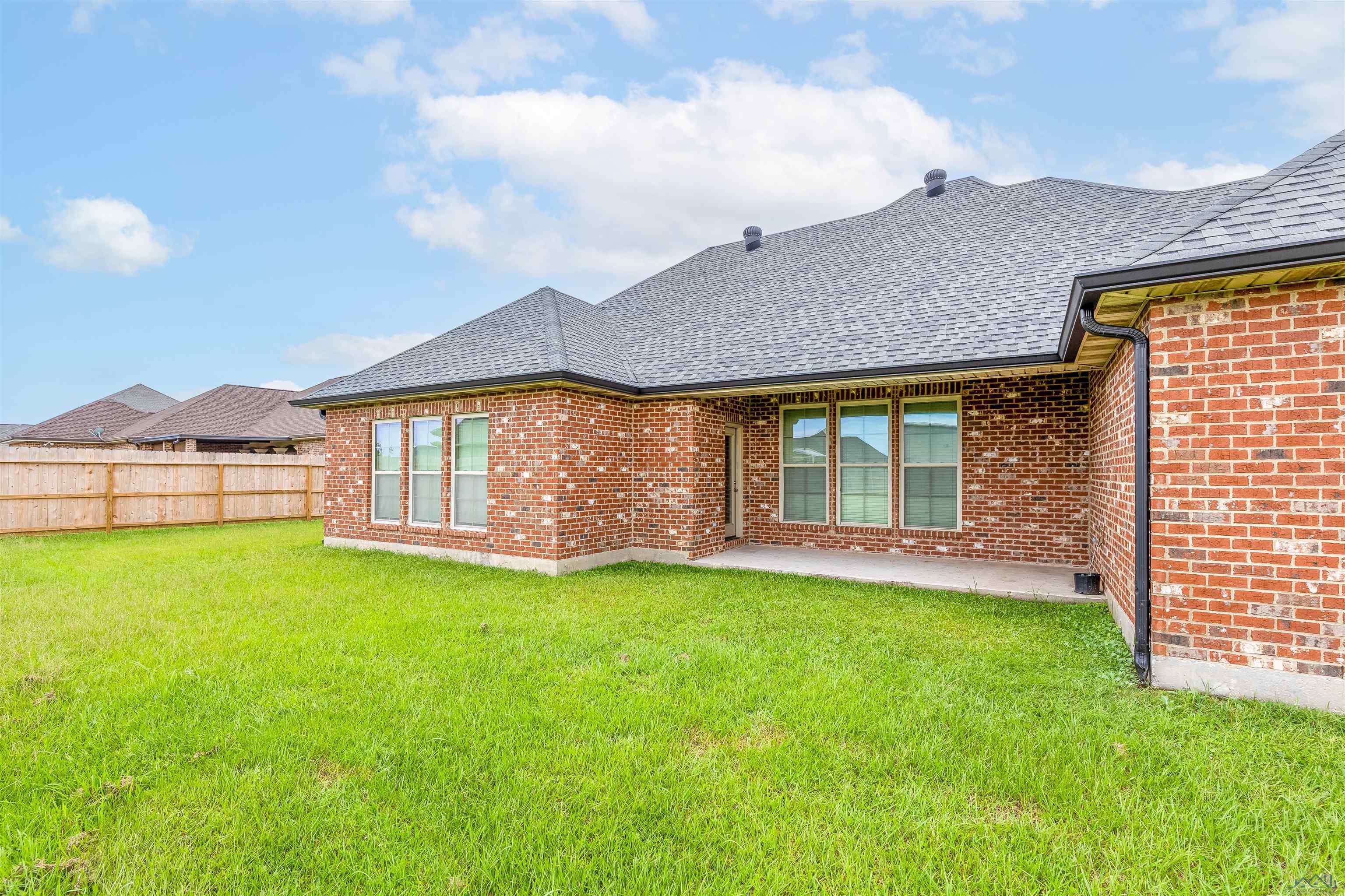 Schriever, LA 70395,222 Waterplant Road