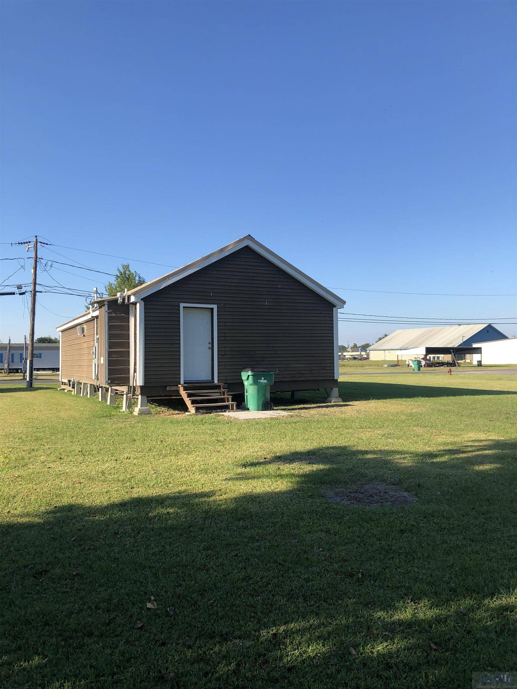 Lockport, LA 70374,1003 School St