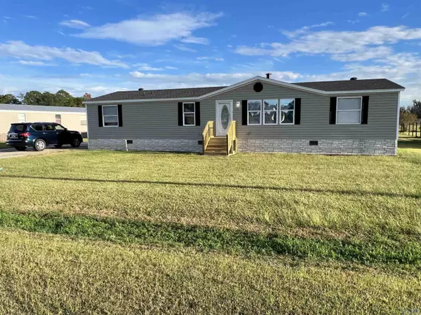 135 Blakefield Dr, Schriever, LA 70395