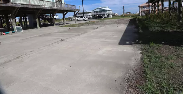 Grand Isle, LA 70358,151 Apricot Lane