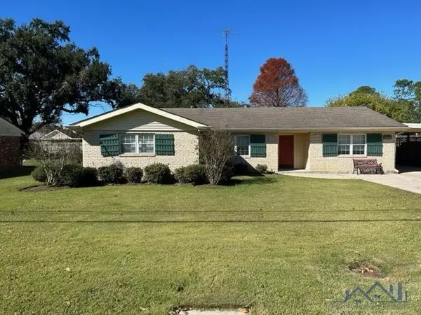 400 Camellia Dr, Thibodaux, LA 70301