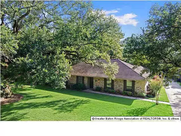 6643 Thelmadale Dr, Greenwell Springs, LA 70739