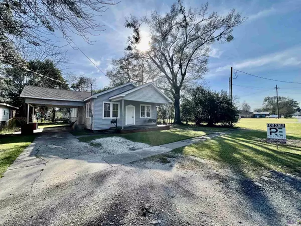 717 Avenue A, Port Allen, LA 70767