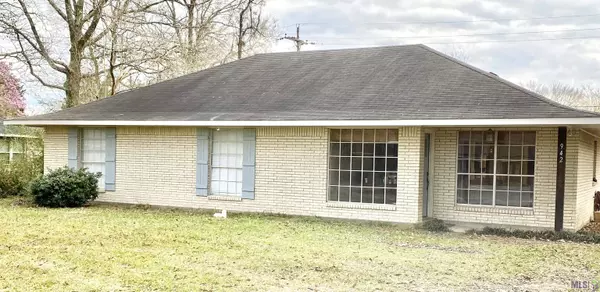 942 Montgomery Dr, Denham Springs, LA 70726