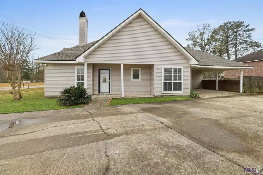 30055 College Dr, Walker, LA 70785