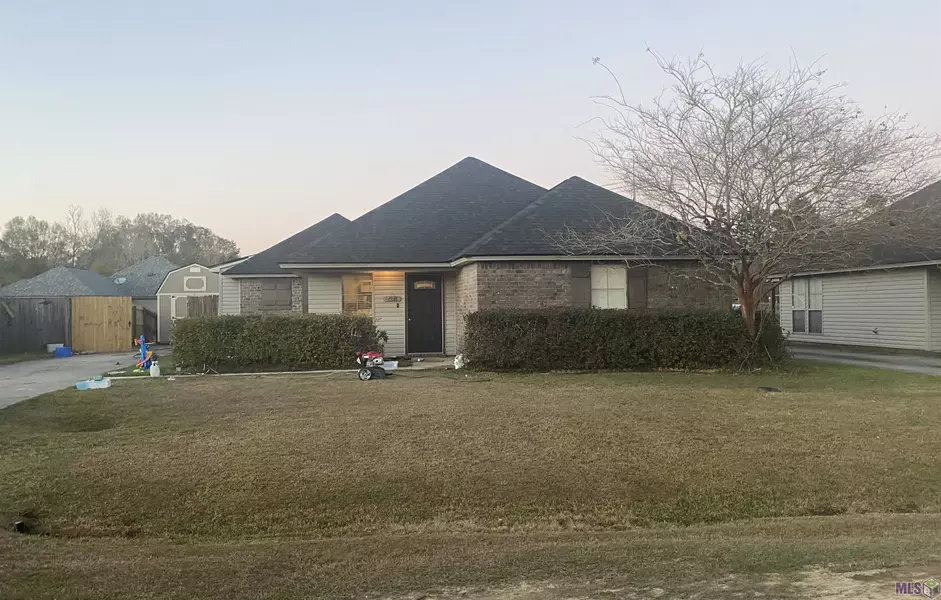 12269 Cottage Hill Dr, Walker, LA 70785