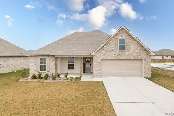 23285 Berry View Dr, Denham Springs, LA 70726