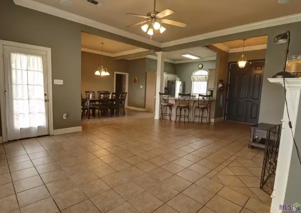 Prairieville, LA 70769,16040 Creekround Dr