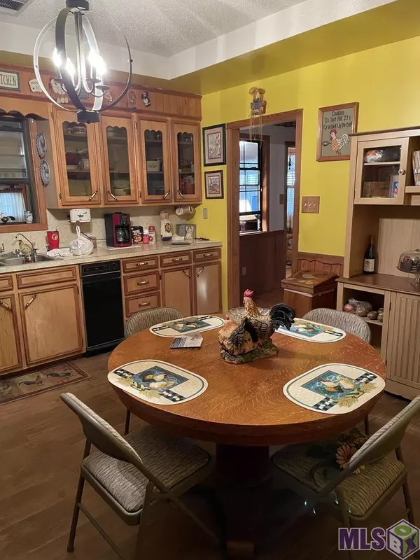 Port Allen, LA 70767,1872 Poydras Bayou Rd