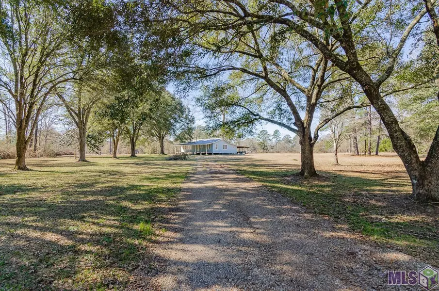 22181 Chaney Rd, Zachary, LA 70791