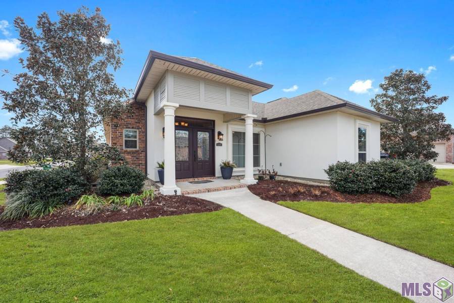 13246 Brookcrest Dr, Walker, LA 70785