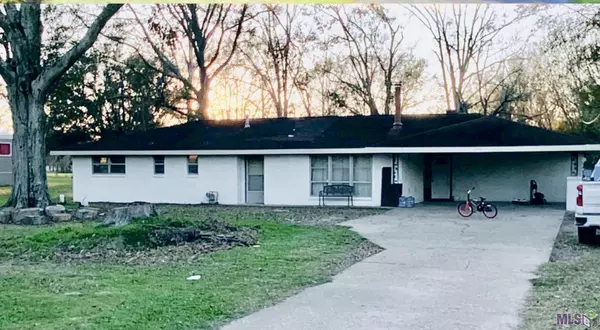 12491 Forest Braud Ln, Gonzales, LA 70737