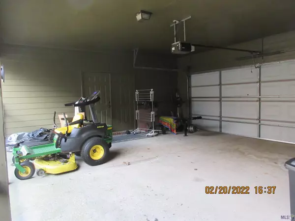 Prairieville, LA 70769,37294 Longwood Ave